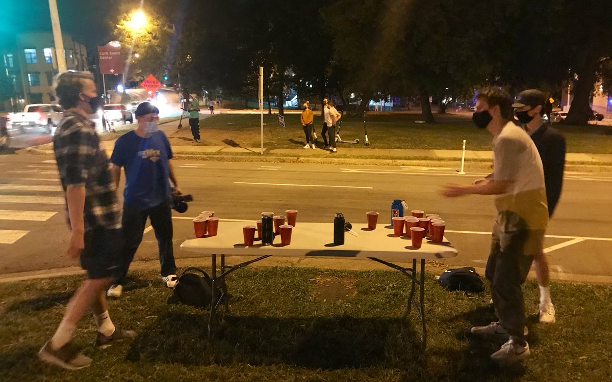 TNPhotoShelleyM's tweet photo. .@BelmontUniv students play beer pong across the street from where the 2020 Presidential Debate is happening. #Nashville https://t.co/M4BOTCtWIZ