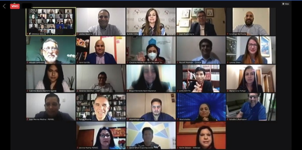GiovanniBerroaO's tweet photo. #Premio2020 #DemocraciaDigital Gracias todos los organizadores y todos los que desean un mejor país digital. https://t.co/o582kDo3xs