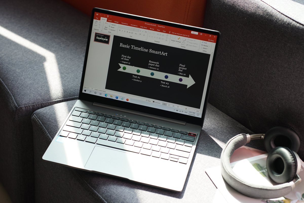 chuwidotcom's tweet image. The home office has become such an integral part of our lives lately. With a 3:2 aspect ratio, #corebookpro can boost your productivity at the maximum, so you have more time for your family.
Check the price here:bit.ly/2GF70lj
#corebookpro #homeoffice #laptop #business #