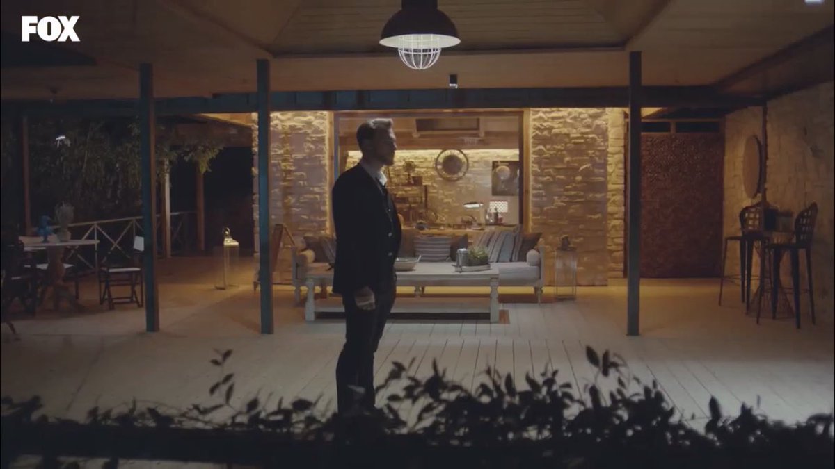 he knows he’s letting the best thing that’s ever happened to him walk out of his life and that he cannot replace her ever........ funny how i want to cry all of a sudden  #SenÇalKapımı  #EdSer