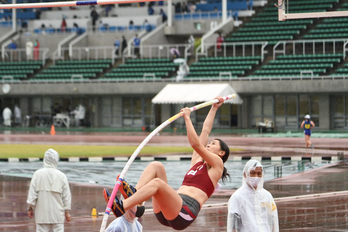 立命スポーツ編集局 公式 陸上競技部 第97回関西学生陸上競技対抗選手権大会 最終日 於 ヤンマーフィールド長居 女子棒高跳決勝 試順13 山本円香 3 3mcm 3m40cm 3m 40cmの高さも1発でクリアした 立命スポーツ編集局 公式 陸上競技部 第97回関西学生陸上競技対抗選手権大会 最終日 於 ヤンマーフィールド長居 女子棒高跳決勝 試順13 山本円香 3 3mcm 3m40cm 3m 40cmの高さも1発でクリアした