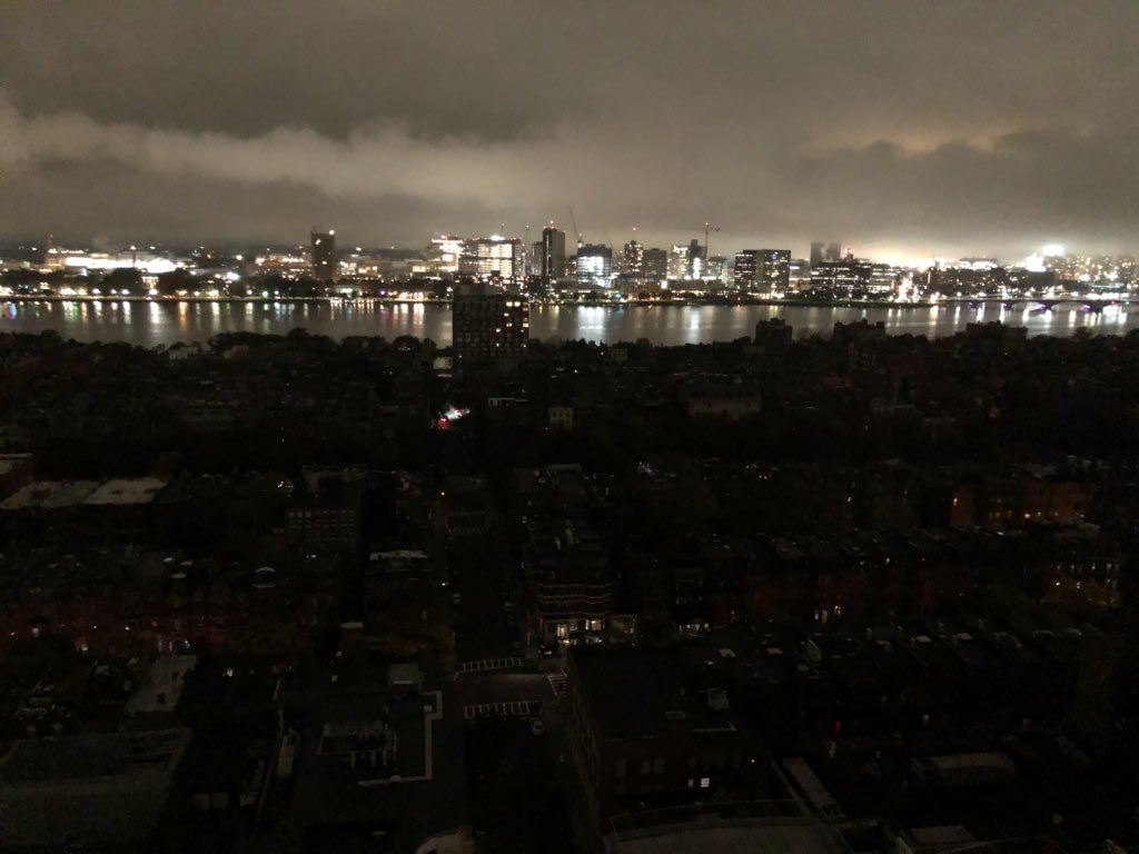 Boston Police Dept On Twitter It Has Come To The Attention Of The Boston Police Department That There Is A Power Outage In The Area Of Back Bay Eversource Is Aware Of
