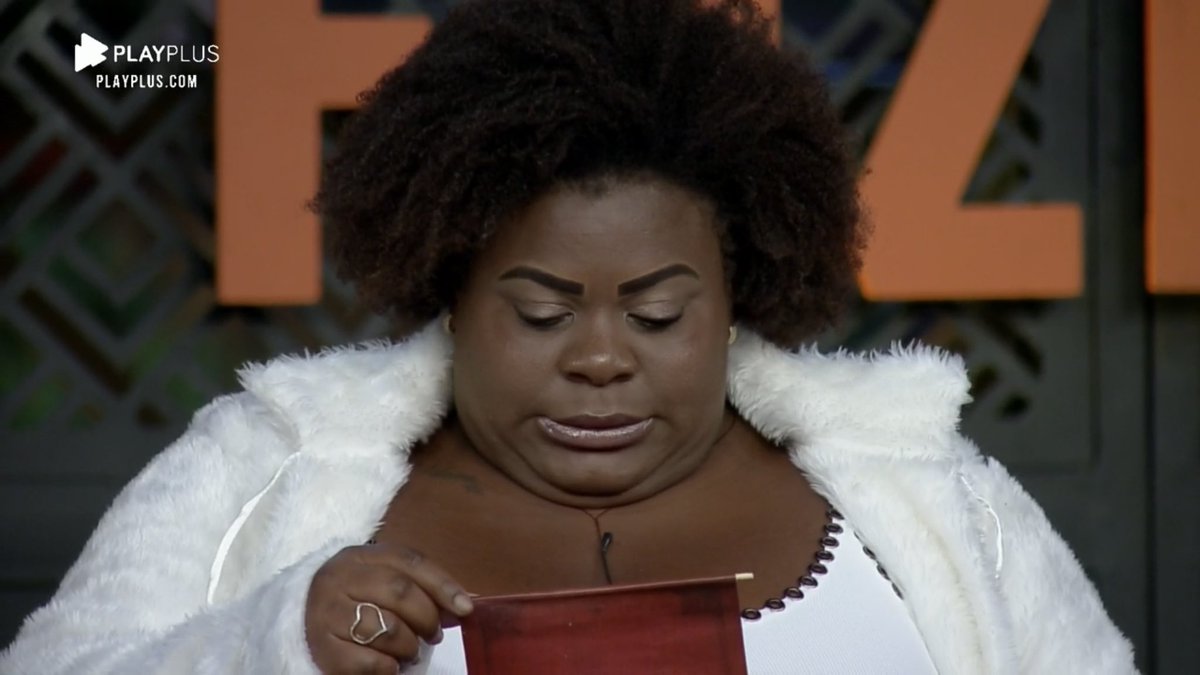 Eu vendo a fatura do cartão
#QuartaDetremuraSDV https://t.co/8w7PgllwjD