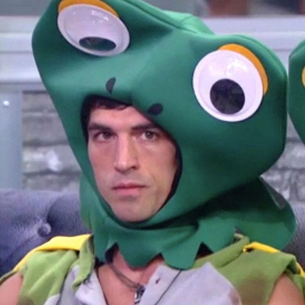 Rob as Big Brother costumes/punishments, a thread. (Happy birthday,  @robcesternino!)