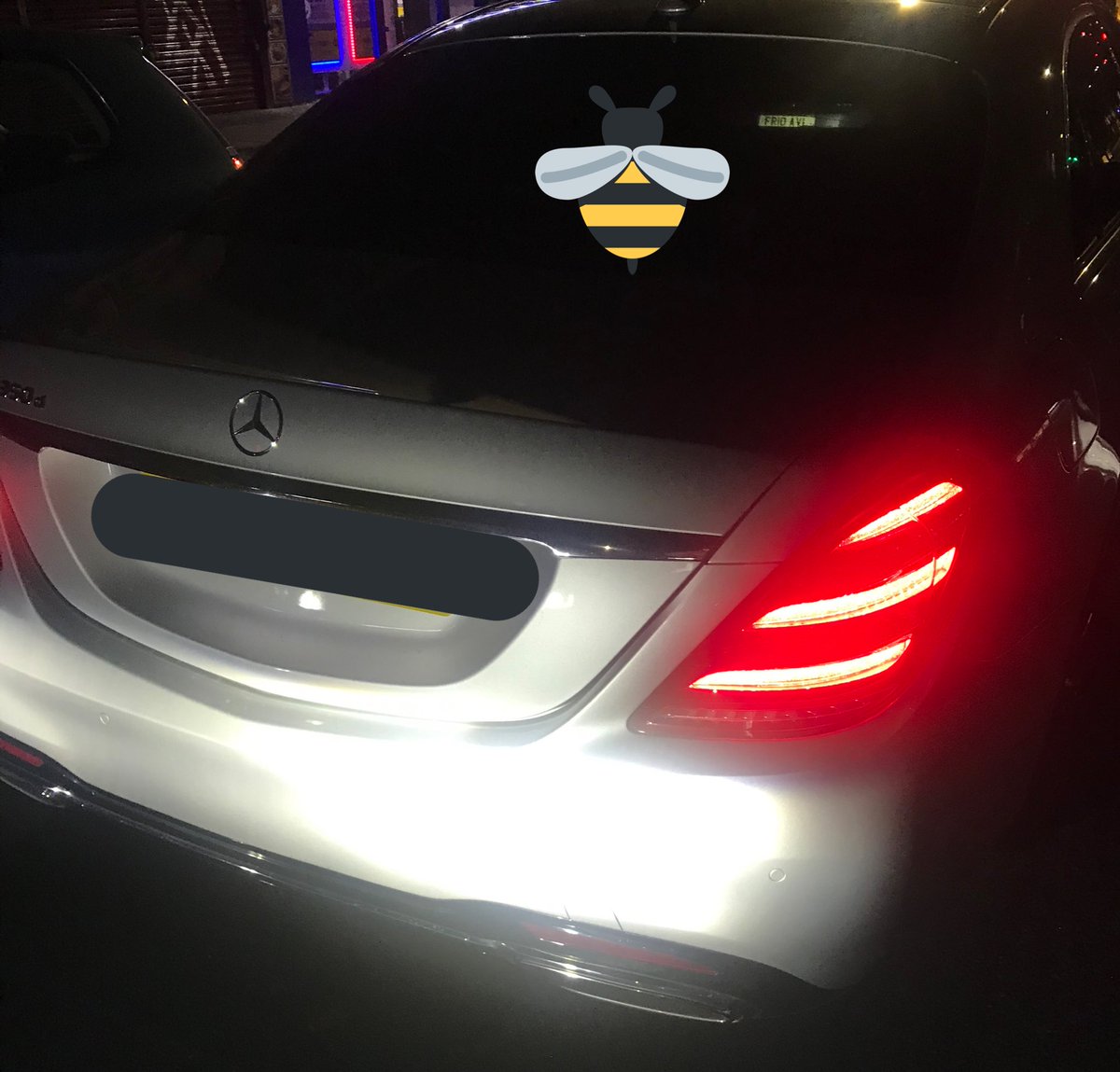 #Recovered #MercedesSclass  @MPSLimehouse area. Full tints on windows and driver blowing #HippyCrack loads canisters found inside car. Returned to lawful owner. #DisruptingCriminality #TogetherWeCan @MPSRTPC 🎣🐝