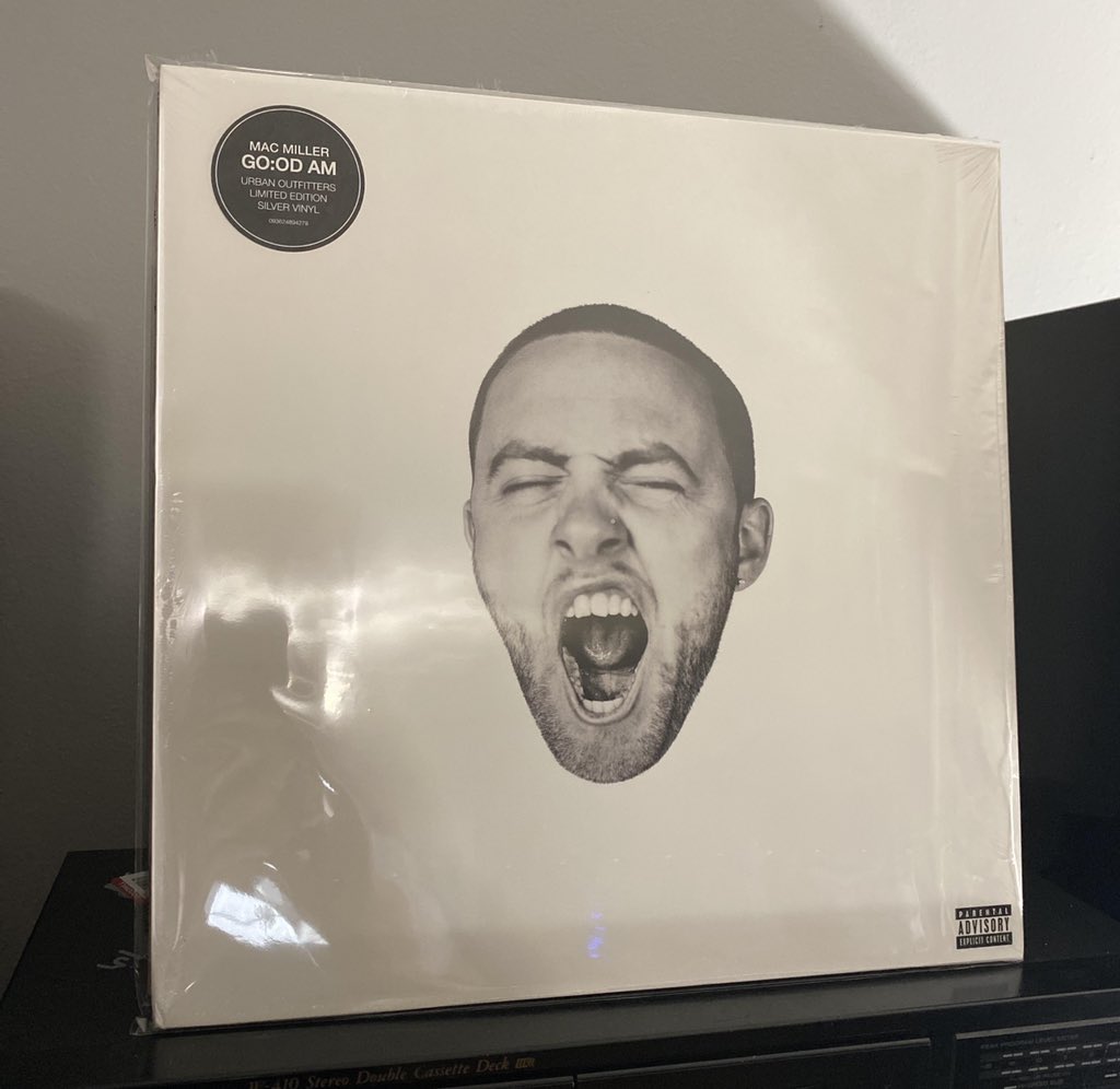 TheVinylDad5's tweet photo. 💿VINYL + PRINT GIVEAWAY🖼
@hww__ &amp; I have teamed up for something special. Winner will receive the items featured below!

To Enter:
Must be following @MinistreHieu &amp; @hww__  
Like + RT this tweet

Winner will be chosen on Nov 8th to commemorate 9 years of BSP! https://t.co/GtUTMwORzT