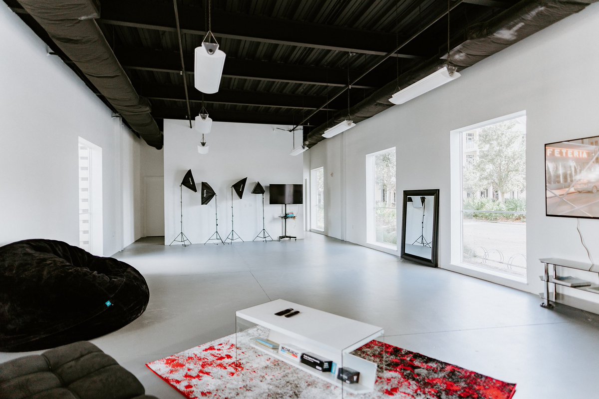 ReggieSmith_96's tweet photo. here’s some progress on my very own studio I’m opening soon ⏳📸 https://t.co/msQne9Ndnj