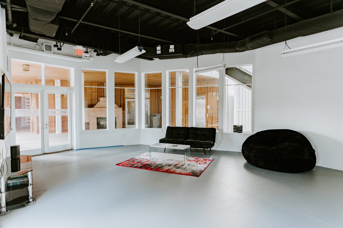 ReggieSmith_96's tweet photo. here’s some progress on my very own studio I’m opening soon ⏳📸 https://t.co/msQne9Ndnj