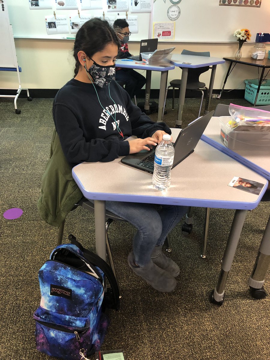 Mrs. Johnson tweet media