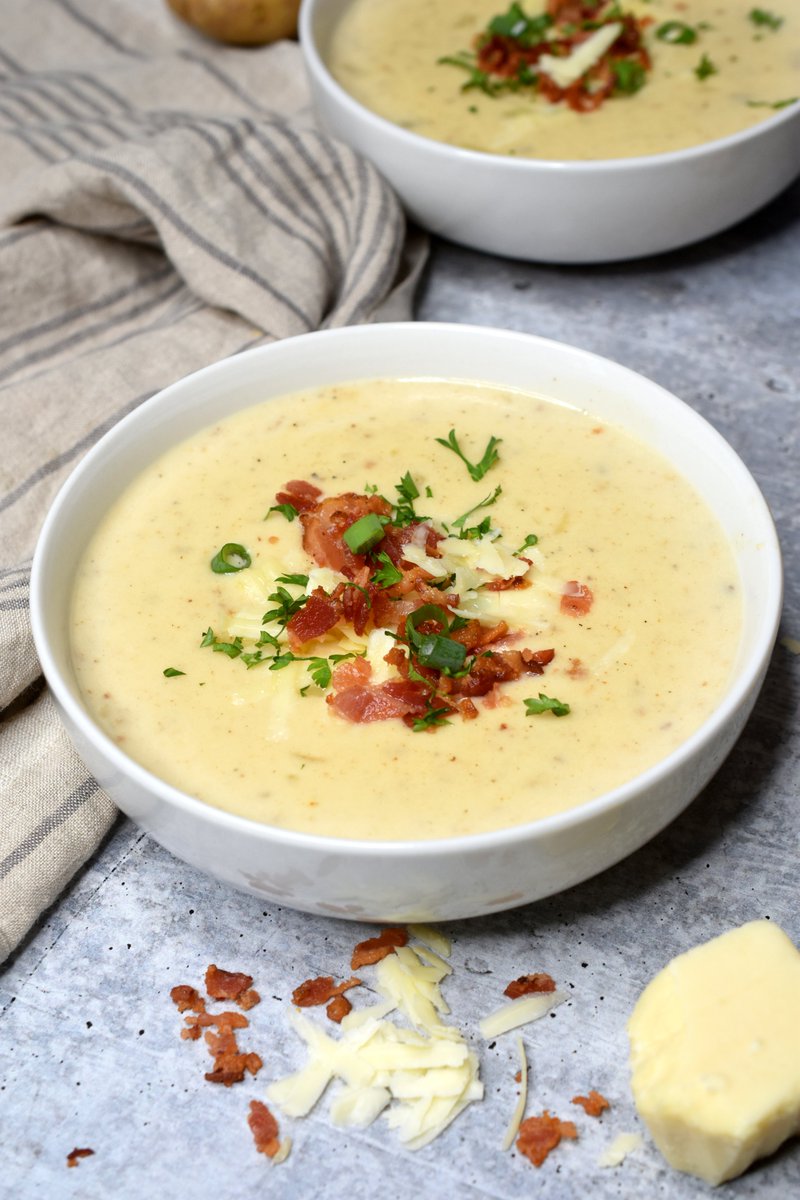 Creamy Potato Soup = Pure comfort food. Don't forget the bacon! https://t.co/fcM9SNzZeU #soup https://t.co/e5A7NTspzL