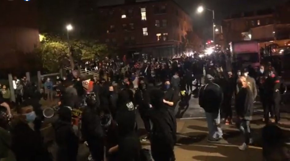 Protests in Providence, RI
#2020riots #pepperheadrich #AntifaTerrorists https://t.co/NKyXG5e4MJ