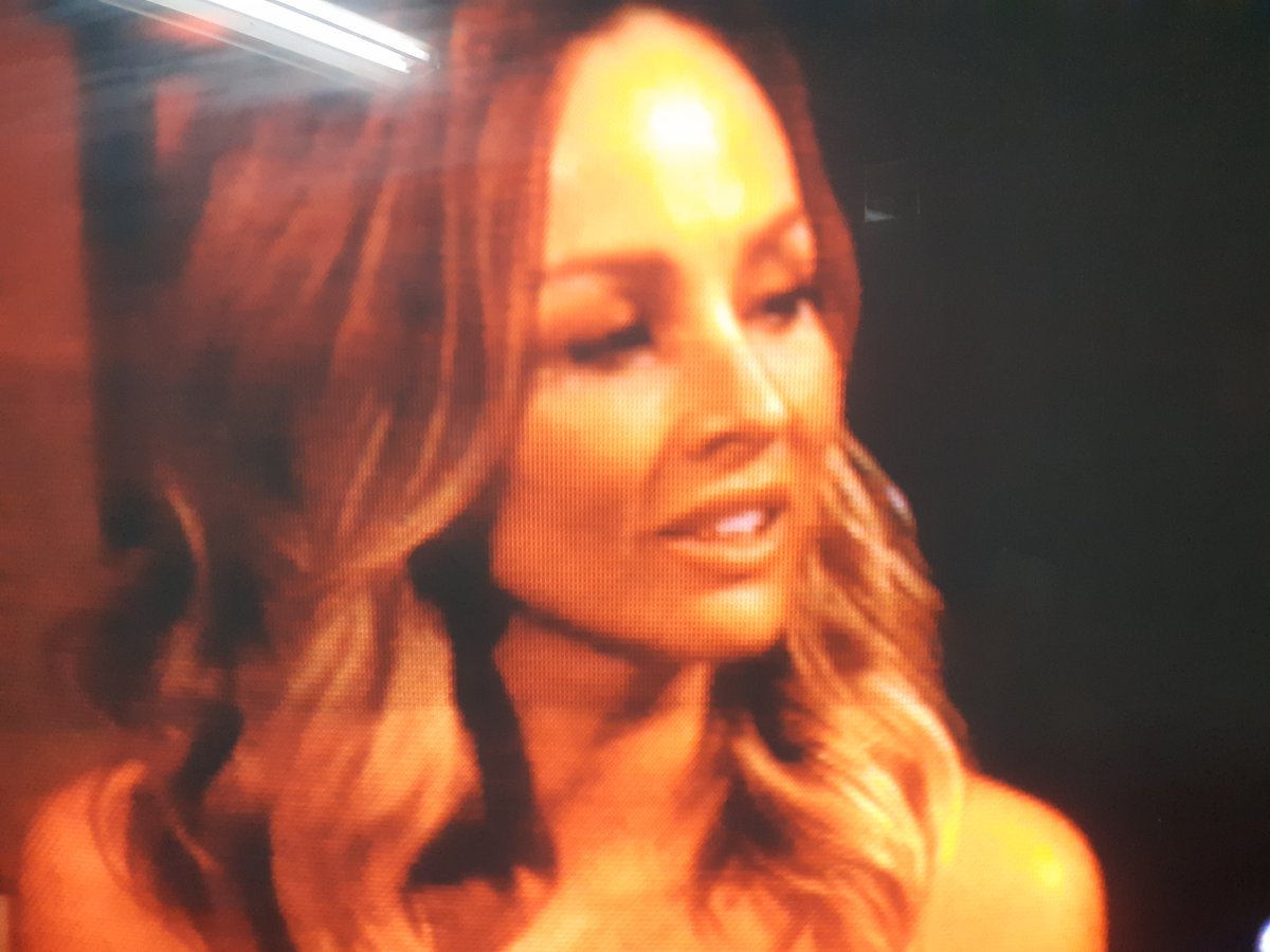 AndstuffL's tweet image. Clare:  "How dare you focus on my looks!  That goes against everything Bachelor Nation stands for!  Now take off to your shirt &amp;amp; dance for me!!"

#TheBachelorette #bachelorette #BachelorNation