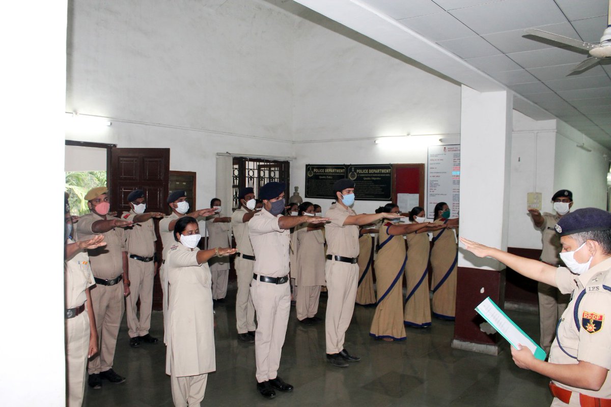 DNH & DD Police tweet media