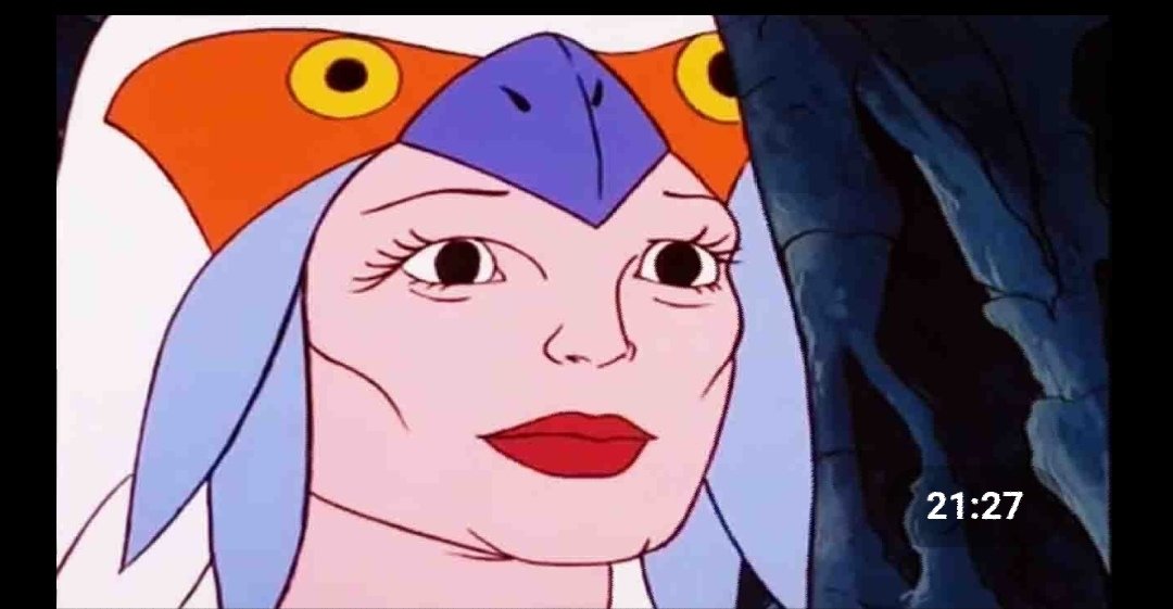 Happy_He_Man's tweet photo. Heard some bad noises in the old ruin this morning. Stumbled in on this old soak pretending she was on Stars in Your Eyes talking into a mirror that tonight Matthew I'm going to be Judy Garland.

She had the drinking right but not the singing. https://t.co/k339HE6nUu