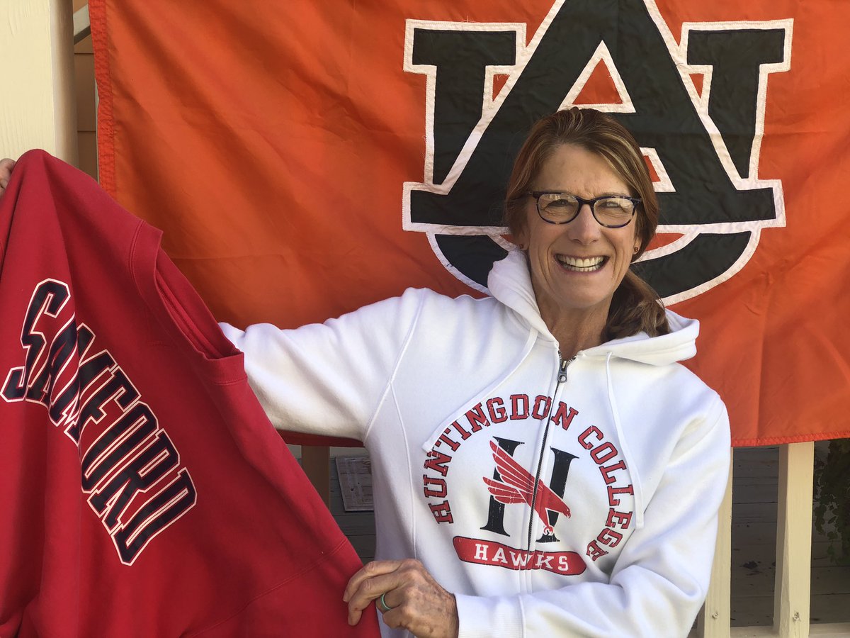 MSCSTrojans's tweet photo. Celebrating College Application Week with Muscle Shoals High #TheNextChapter #TheNextLevel Showing our school spirit! https://t.co/wmTAbCSfGu