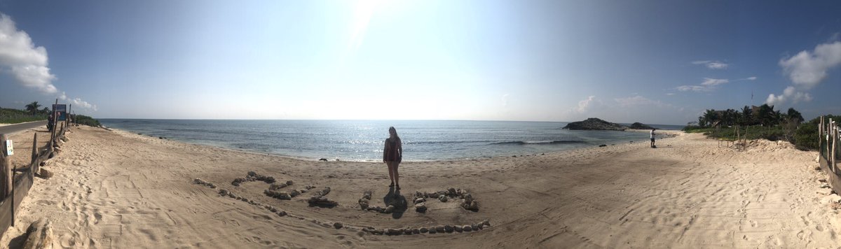 “Ya no cuenta los días; prefiere que el tiempo pase por debajo de las puertas y llegue al mar...” así yo en esta cuarentena 😢