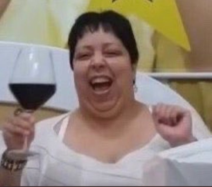 DulceMariaVevoB's tweet photo. A JAKE CHAMANDO A VICTORIA DE INCOERENTE AAAAAAAAAAAAAAAAAAAAAAAAAAAA

Não mentiu! #AFazenda12 #RoçaAFazenda https://t.co/qKVvn4j5lN