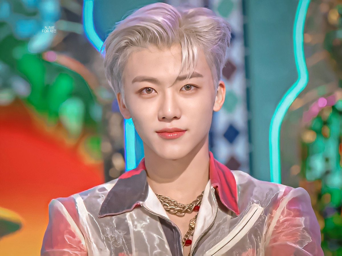 jeno is the apple of my eye ♡ tweet media
