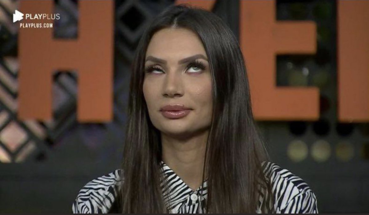 thonnyxv's tweet photo. Eu automaticamente quando o biel abre a boca
#AFazenda2020 https://t.co/KZAkDy5ydi