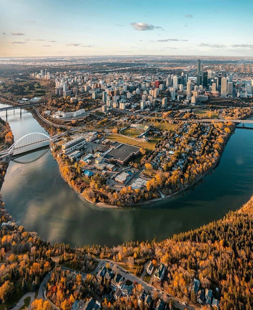 Explore Edmonton tweet media