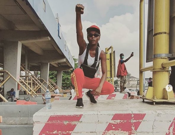 Gidi_Traffic's tweet image. "@YourAnonCentral: The heroic DJ Switch and others helped protesters shot at the Lekki toll gate. She documented important evidence about the attack including the name of the attackers' commanding officer. 

DJ Switch must be protected. Follow her on insta at djswitch_. #EndSARS