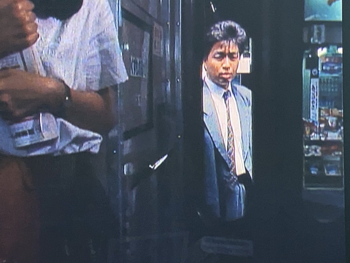 山崎ひろし 多分みんな10年間どこにでもいるような普通の人だったのだろう だけど集まった瞬間に昔のカースケ オメダ グズ六 洋子 真弓に戻ったのだ どんなに悲しくても 人に優しく出来る人は美しい それを思うと夜中に声を出して泣いてしまった