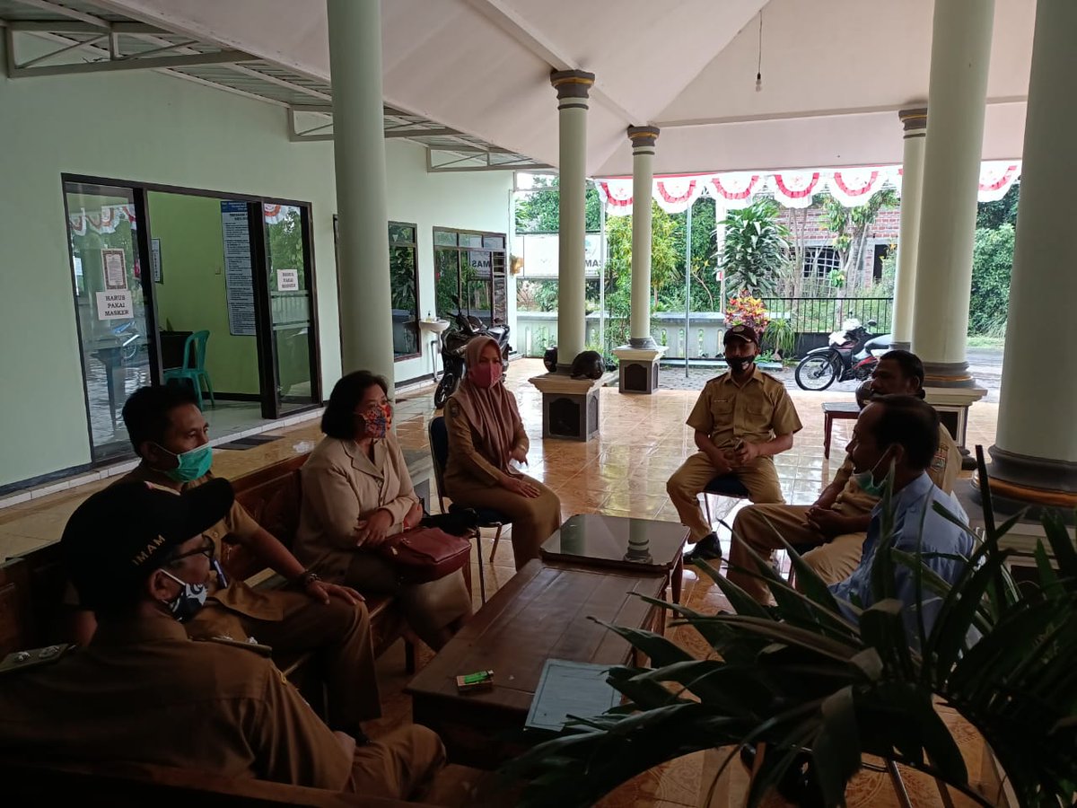 Perikanankabmlg's tweet photo. Survey lokasi dan persiapan kelompok penerima paket bantuan kolam Stunting, di ds Kedungrejo KecPakis, ds Tamanharjo Kec Singosari
Koordinasi dan survey lokasi kelompok  calon penerima bantuan hibah provinsi program kolega untuk keluarga stunting desa Jambesari Kec.Poncokusumo. https://t.co/JtI48RkK9S