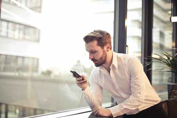 How Can Mobile Apps Boost Employee Productivity? https://t.co/i75MvI8Dhq #in https://t.co/OTxORqQ35d