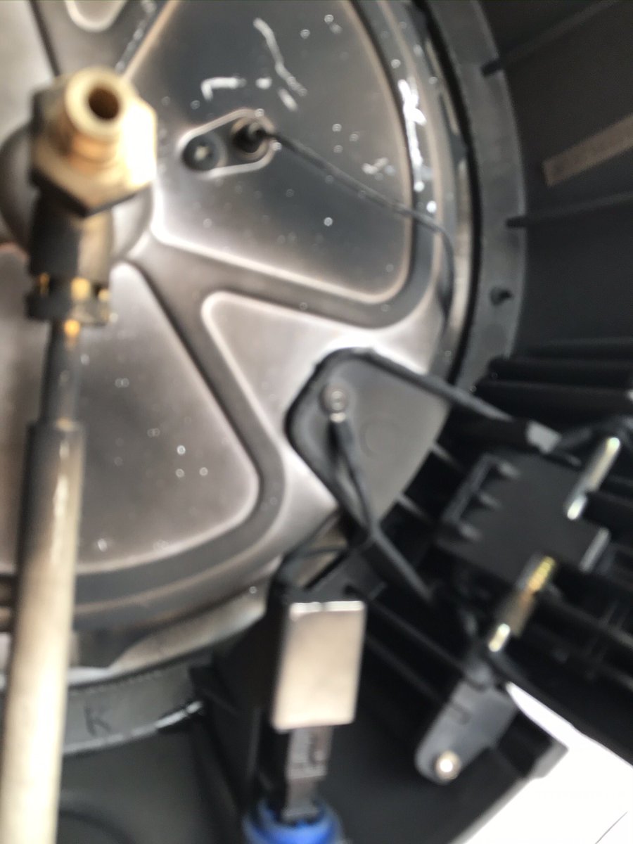 deborahswims's tweet photo. @CadacUK I sent an email@about my grill going on fire this weekend but have received no reply. Luckily I wasn’t burnt, had a fire blanket and managed to turn off the gas, but it baffles me after making sure the screws and attachments were all tight that this could have happened. https://t.co/6ko94XEGxc