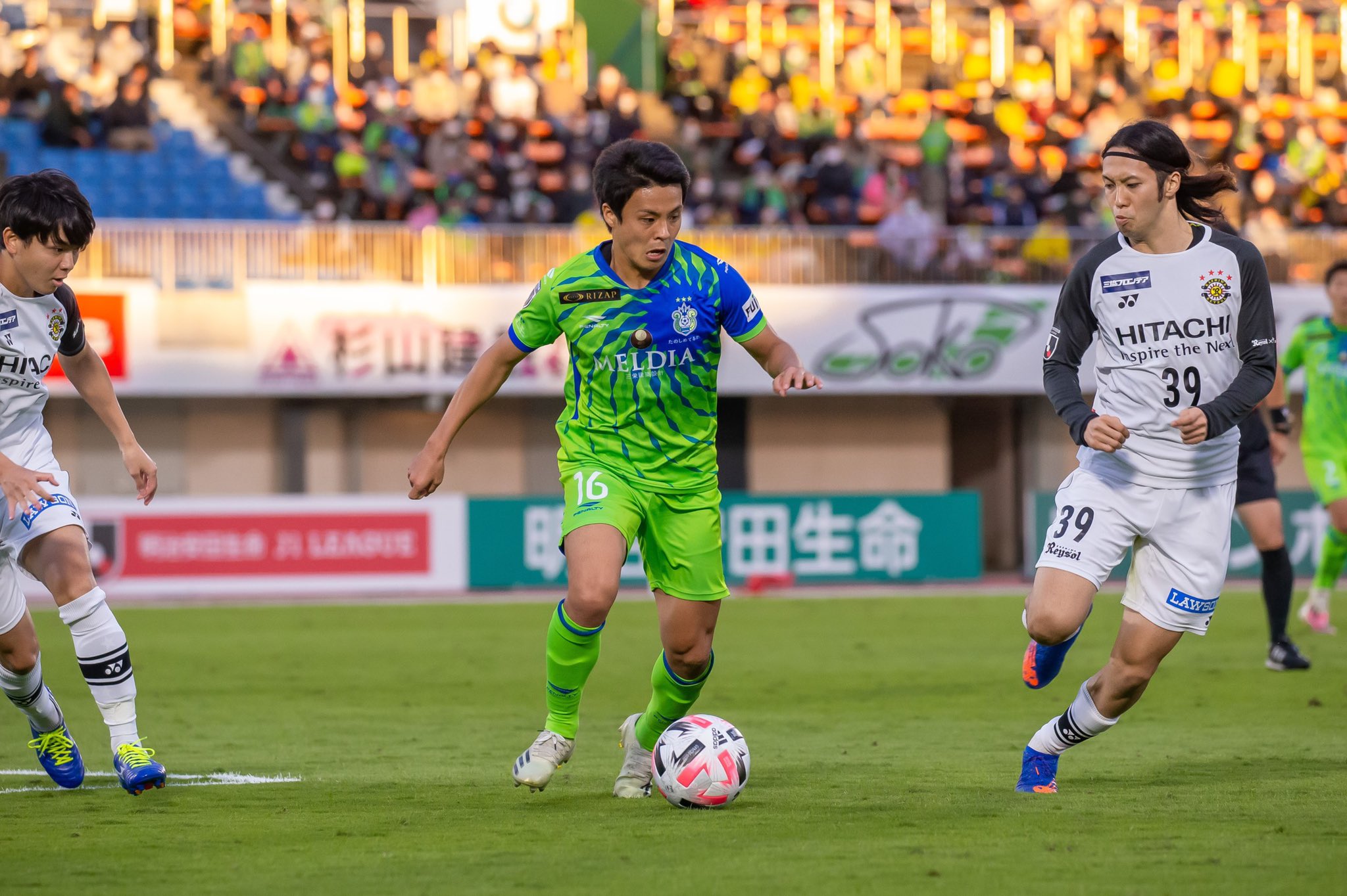 تويتر 湘南ベルマーレ على تويتر 今日の試合前 前節の柏戦でj1 J2通算100試合出場を達成した 齊藤未月 選手へ花束贈呈のセレモニーを行います Bellmare ベルマーレ T Co Jumwaf4xzr تويتر 湘南ベルマーレ على تويتر 今日の試合前 前節の柏戦でj1 J2通算100試合出場を達成した 齊藤未月 選手へ花束贈呈のセレモニーを行います Bellmare ベルマーレ T Co Jumwaf4xzr