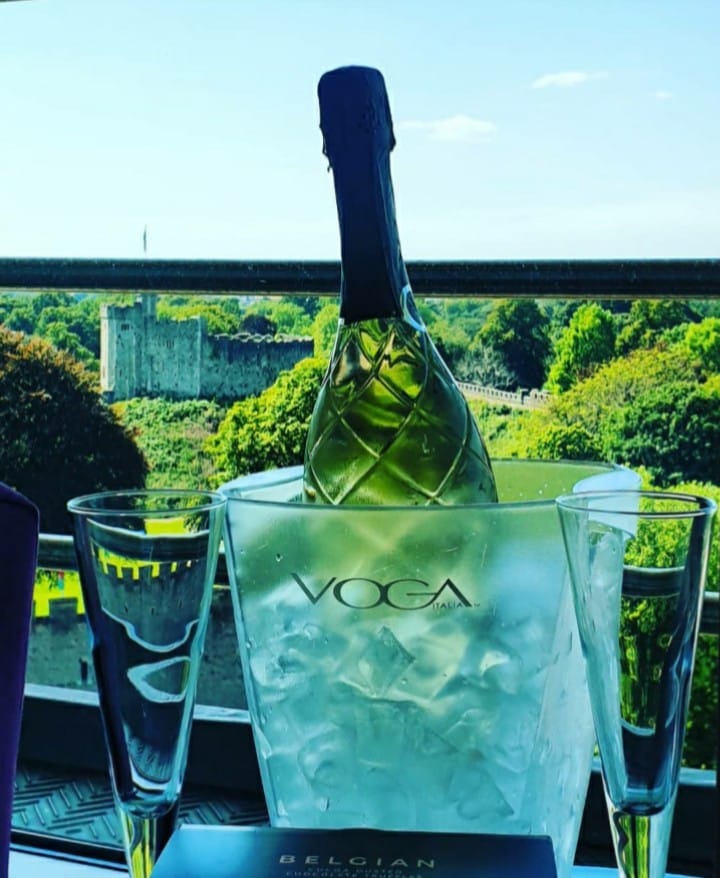 HiltonCardiff's tweet photo. We love making special memories, celebrate special occasions and amazing proposals!❤I have picked some of our favourites. 🏴󠁧󠁢󠁷󠁬󠁳󠁿New memories are out there. We’ll be ready when you can visit Cardiff again. Learn more at https://t.co/ue6nqd0am4 #HiltonMemoryMaker #HiltonMemories https://t.co/gaFLY27sHx