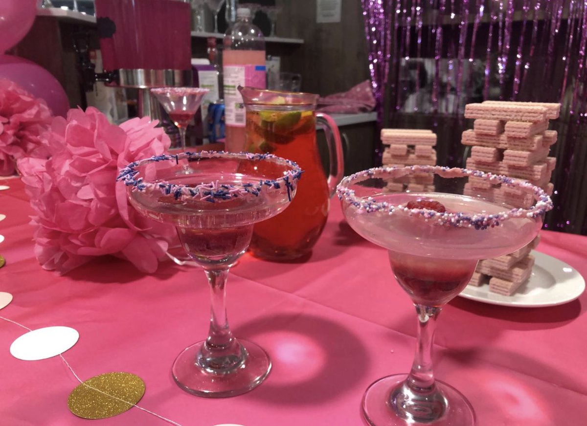 CareHalcyon's tweet photo. Hazel End Care Home spent the afternoon supporting Breast Cancer Awareness, a brilliant cause and a great afternoon 💖💕🌸 https://t.co/XvdzDJd05j