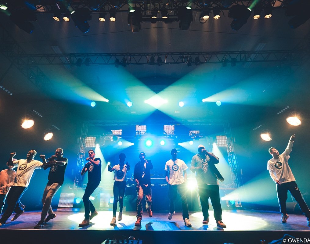 groove_control's tweet image. 👑 @groove_control de retour sur scène cette semaine 👑 Rendez-vous au Mac Orlan @BrestFr pour un spectacle Hip Hop unique mêlant beatbox, rap, dj &amp;amp; danse. Cc @rencartshiphop 👉 Dernière place dispo mac-orlan.brest.fr/la-programmati…