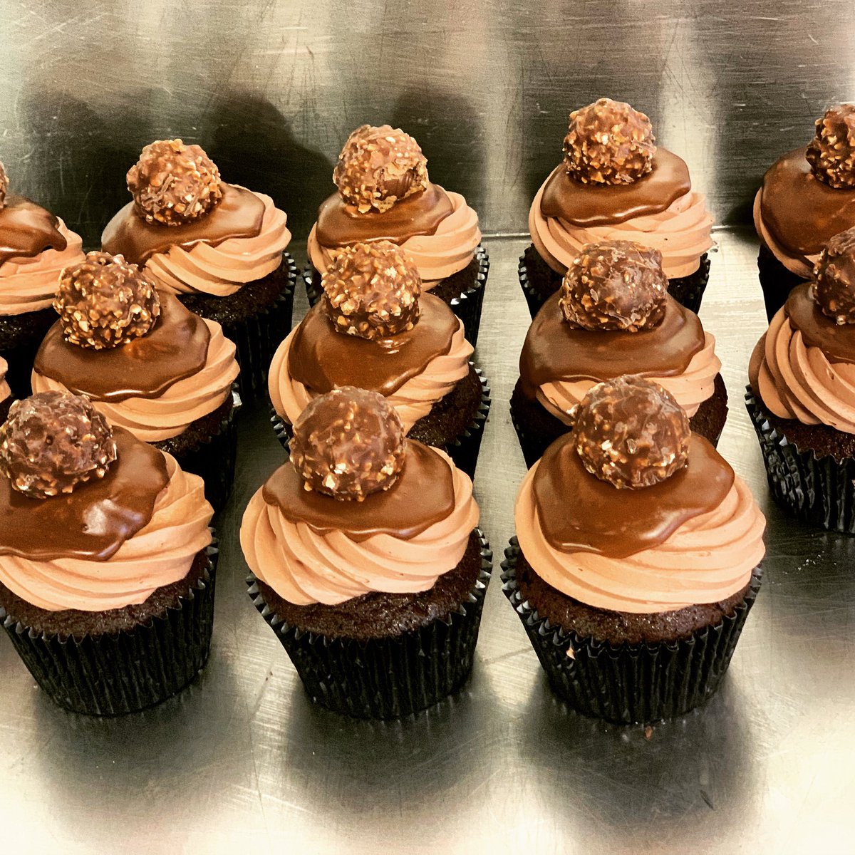 Tanlanbakery's tweet photo. Ferrero cups https://t.co/lNNsDS3Df2