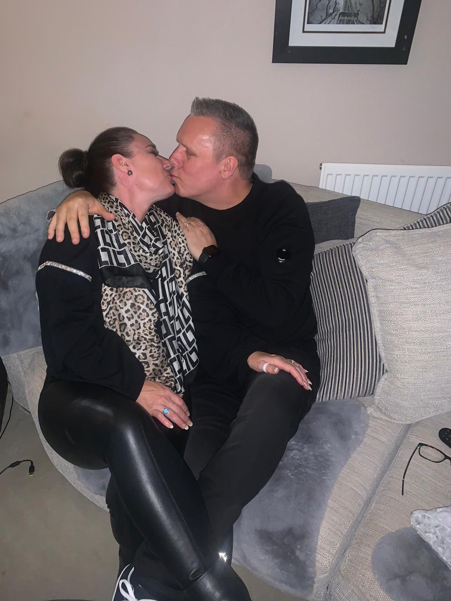 ishy68's tweet photo. 31 Years ago Huddersfield Town beat Birmingham City away 1-0, back then, I’d have probably been at that game. Not this day..
This was the day I married my beloved wife Gail, 31 years on and I love her more than ever. Best wife, friend and mother to my two beautiful daughters ❤️❤️ https://t.co/TQDHiNeQJx