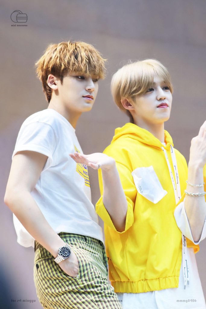 a thread of gyucheol pics bcoz i miss them