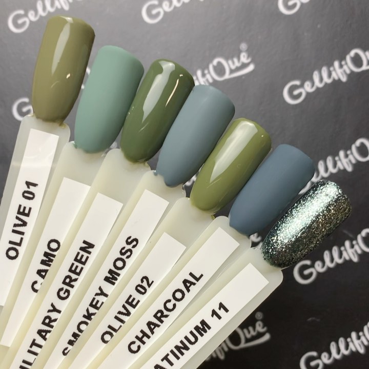 What a combo. Looks so stunning in gloss or matte. 
Shop now: gellifique.co.uk