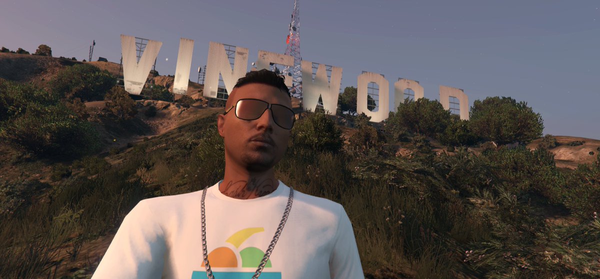 Good Morning TwittFam. 🌄 Feels like I've slept for only a second 😵
Start early, do it well, make each day count 🤩
#RockstarGames #GTAOnline #BeautifulDay #VinewoodSign