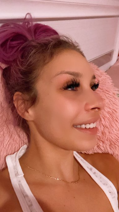 Nut on my new teef @ https://t.co/LbwT630Dlk https://t.co/l7PA7e7Q1E<a href="/tag/tagyourfavcompany"class="tags"><span>#tagyourfavcompany</span></a>