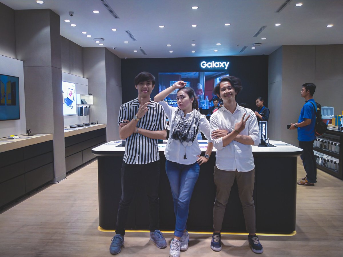 _abcdeath's tweet image. Namanya hidup banyak cobaan, kalo banyak saweran itumah namanya dangdutan_-