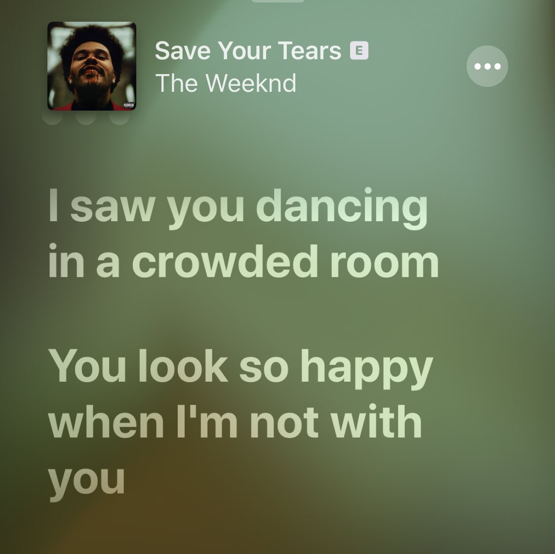 So as you’ve seen, Selena is in a “crowded room” where only one guy catches her eye across the room in the MV. Both Abel and Selena have referenced the terms “crowded room” in their music to indicate a potential connection between the two.