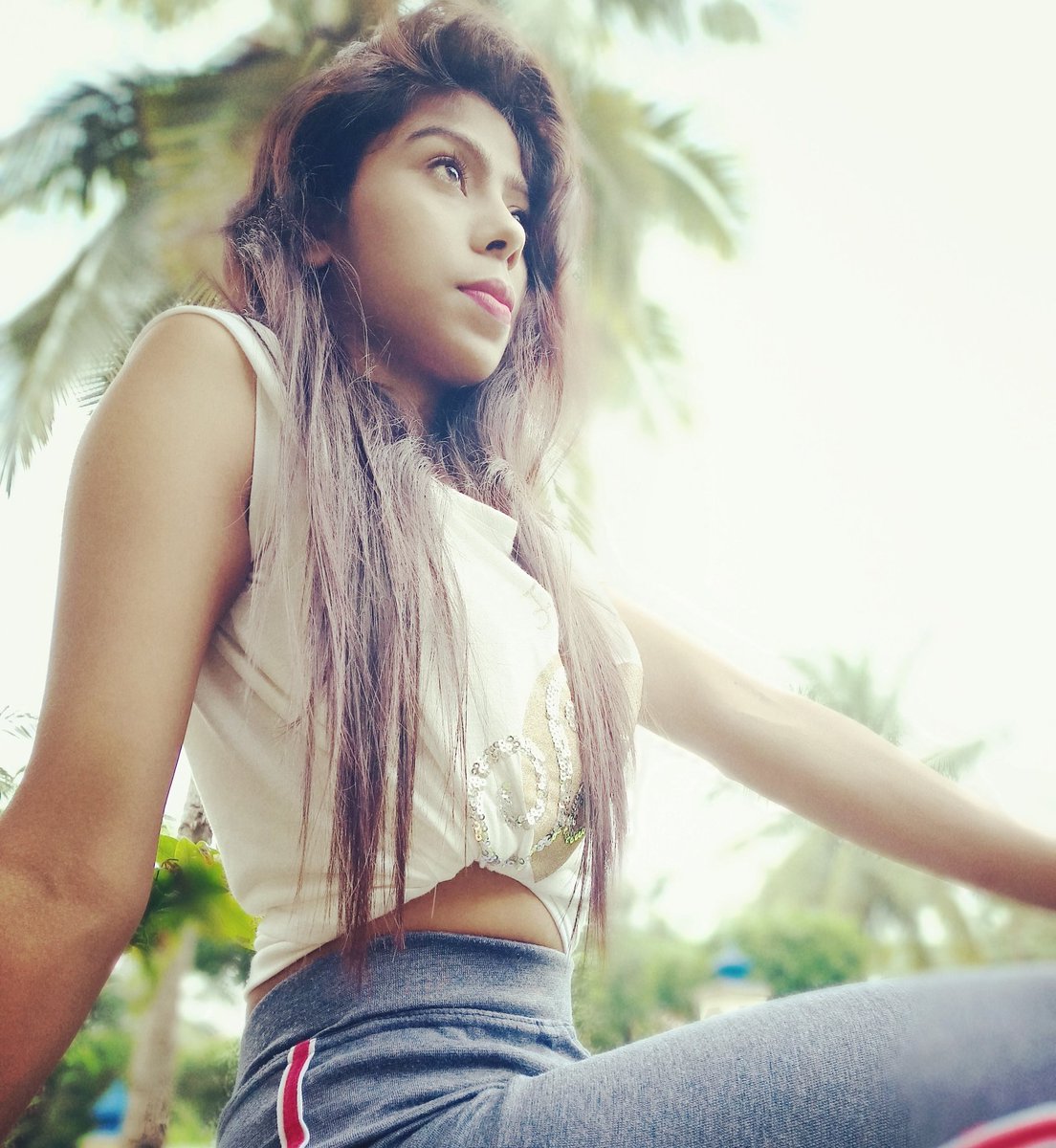 __cutoo__cj's tweet photo. Attitude is the only thing that can take you up and down... Make sure you are having a balanced one...πππ―
#Balanceurlife #beconfident https://t.co/Qi7z4xzIVg