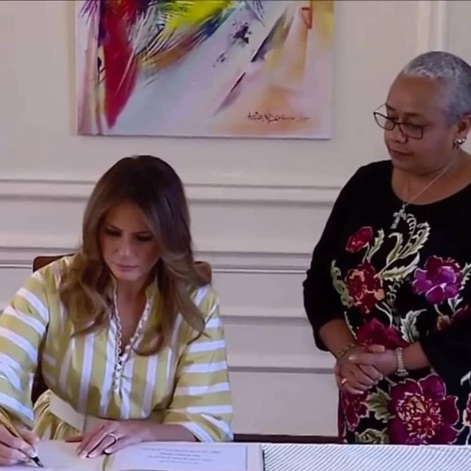 And there was Adrian Colours behind the First Ladies......