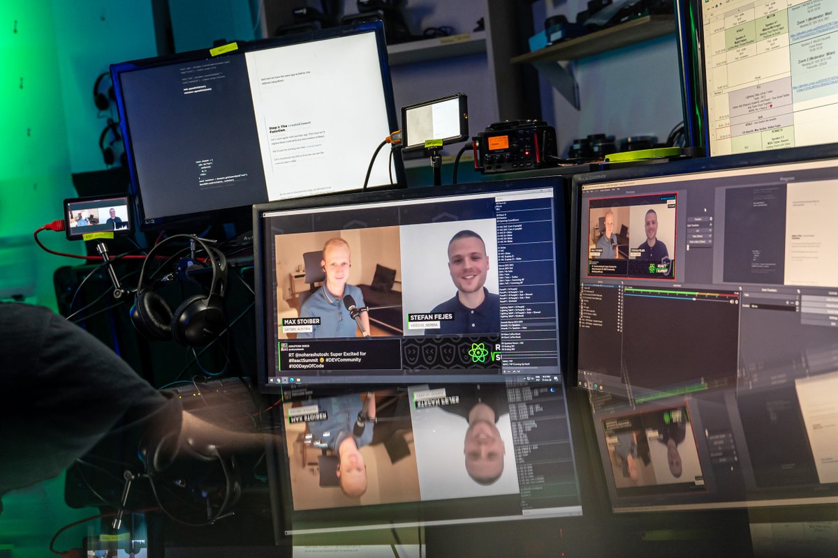 ReactSummit's tweet image. We&apos;d like to thank @mxstbr &amp;amp; @fejes713 for handling this year&apos;s #ReactSummit #OpenSourceAwards ceremony so well. 

Keep it up, guys! 👍