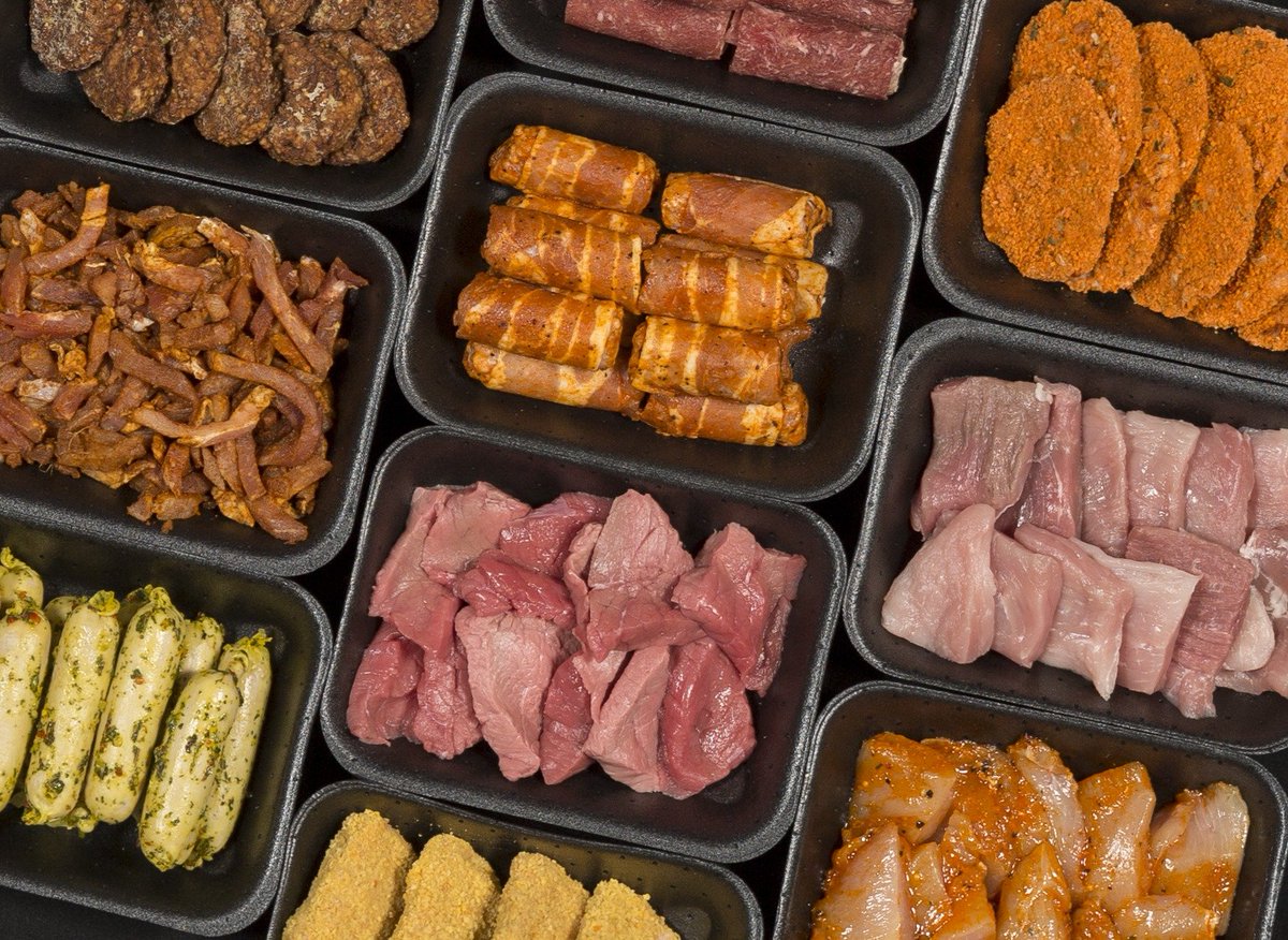 In onze slagerijen in Boni Supermarkt #Zwolle en Boni supermarkt #Hattem is ook volop #gourmet beschikbaar.
Complete schotels voor 2 personen van 800 gram voor € 7,98! Maar ook alle soorten los verpakt, zodat u zelf u favoriete vleessoorten kan uitzoeken!
Maak het gezellig thuis