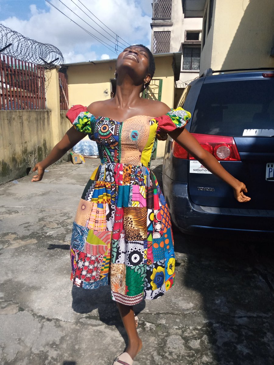 DAghomisha's tweet image. 🌈What a colourful day🌈.....dress made by me
#Destinydesign
#Upcomingfashionista