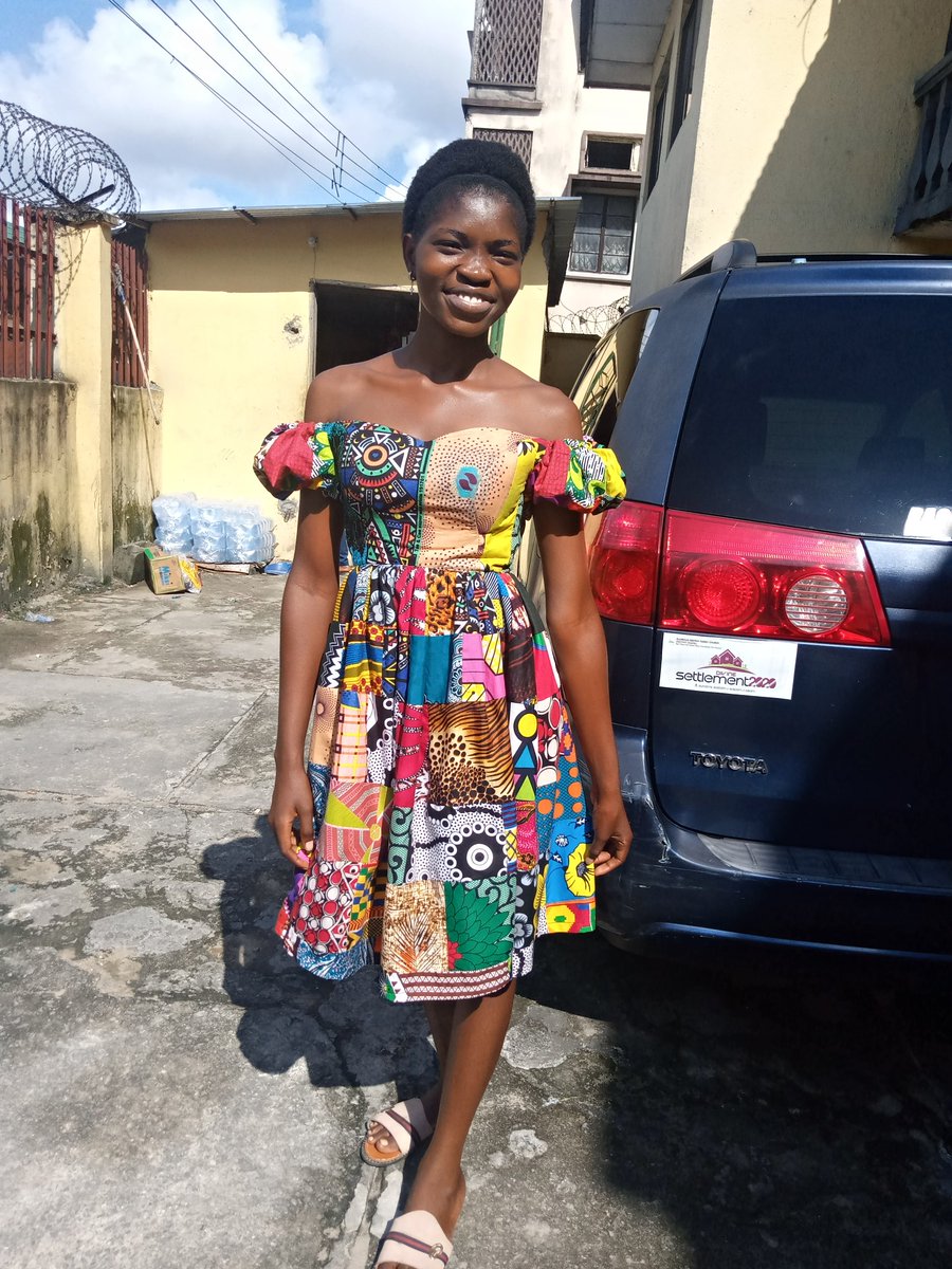 DAghomisha's tweet image. 🌈What a colourful day🌈.....dress made by me
#Destinydesign
#Upcomingfashionista