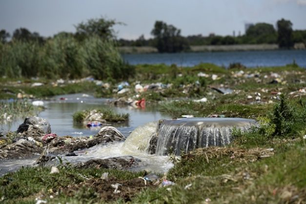 National News | Scepticism rife after R911-million allocated to ‘solve’ Vaal River pollution: https://t.co/u2IGm5KX3f https://t.co/XFmpDspfdo