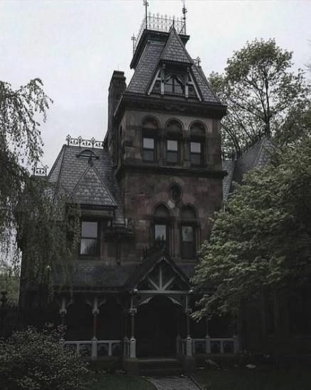 UbuntuArchitec1's tweet photo. Steep gables, arched windows,  stained glass and probably haunted #Halloween2020  #architecture #hauntedhouse #wednesdaymorning https://t.co/qomyvV4Vkd