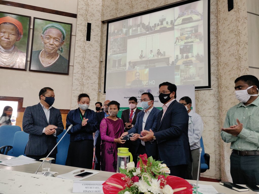 SangmaConrad's tweet image. Bridging the gender gap & creating financial inclusivity for women like her and our communities in rural areas of #Meghalaya. Today, we distributed 100 Micro ATMs to our Bank Sakhis from across our Districts.
@nsitharaman @nstomar @MoRD_GOI @FinMinIndia @NABARDOnline @meg_srlm